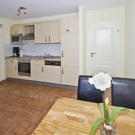 Elisenhof 2 Mit Gratis Sauna- Und Schwimmbadnutzung Im Ahoi Sellin Apartmán