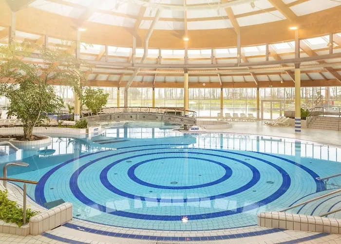 Elisenhof 2 Mit Gratis Sauna- Und Schwimmbadnutzung Im Ahoi Sellin * Goehren (Ruegen)